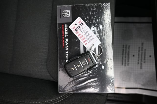 Used 2021 RAM 1500 Big Horn AWD/4WD image 9