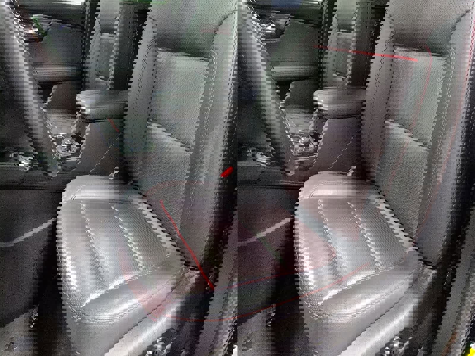 Used 2021 Chevrolet Blazer RS w/ Enhanced Convenience Package image 17