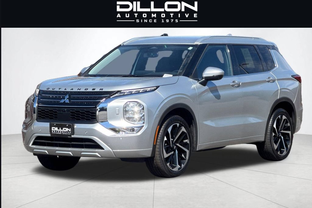 Used 2024 Mitsubishi Outlander SEL AWD/4WD image 8