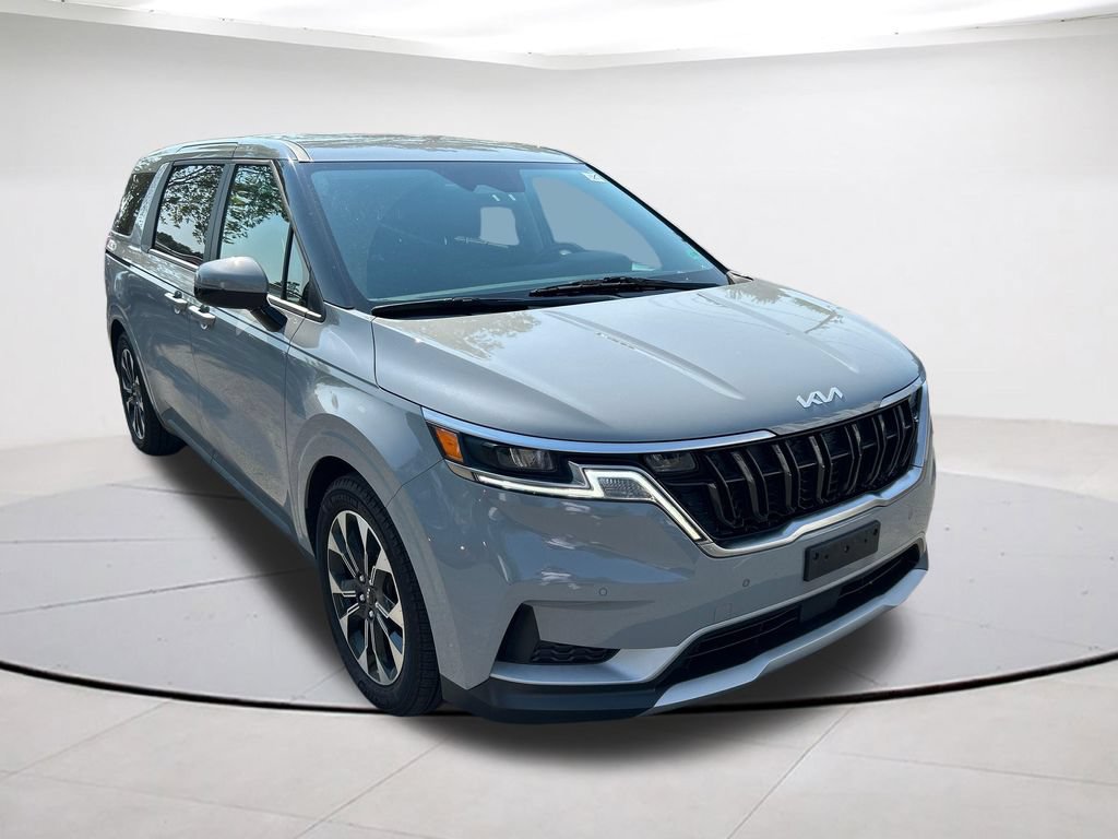 Certified 2024 Kia Carnival EX