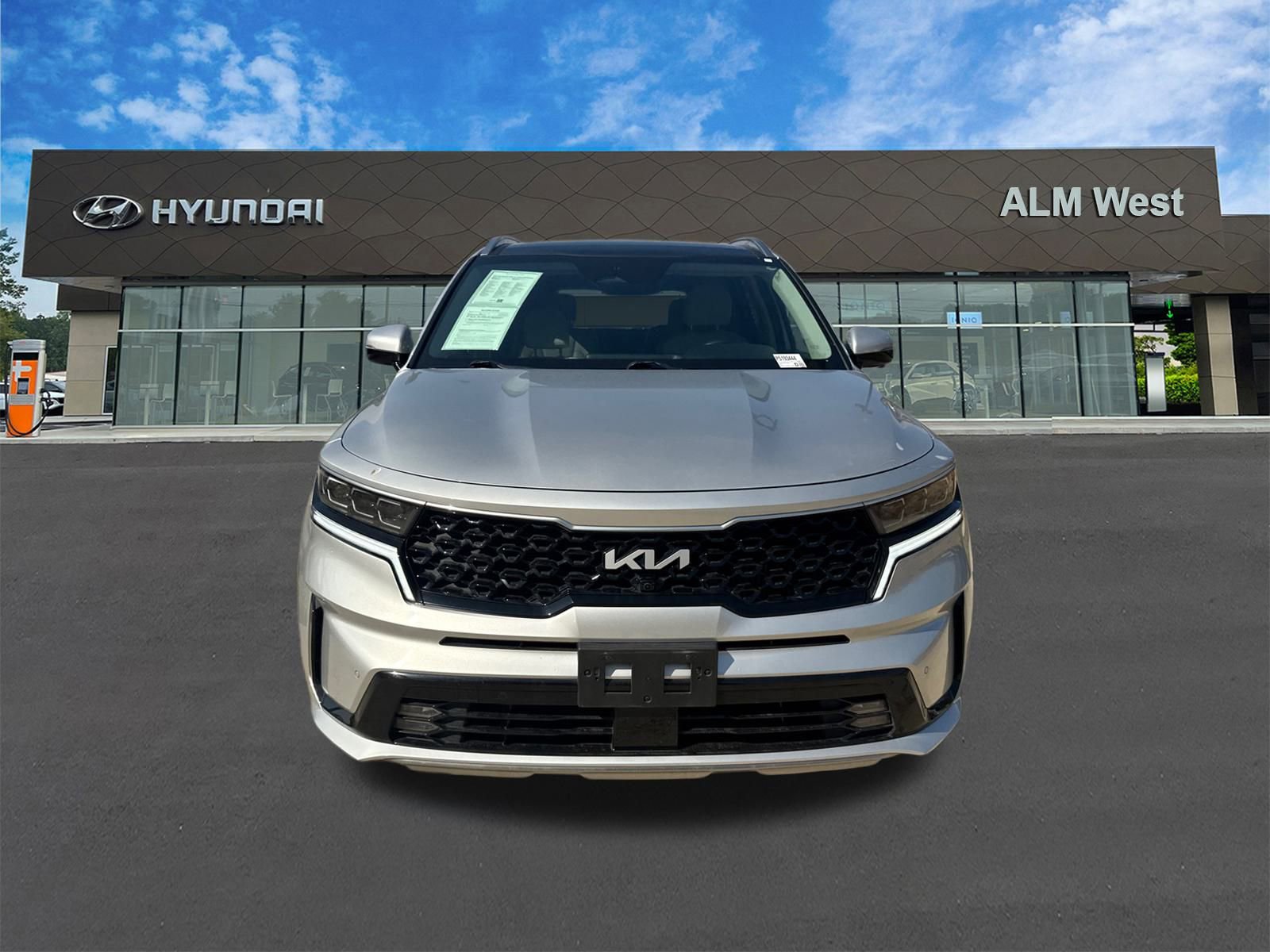 Used 2023 Kia Sorento SX Prestige image 2