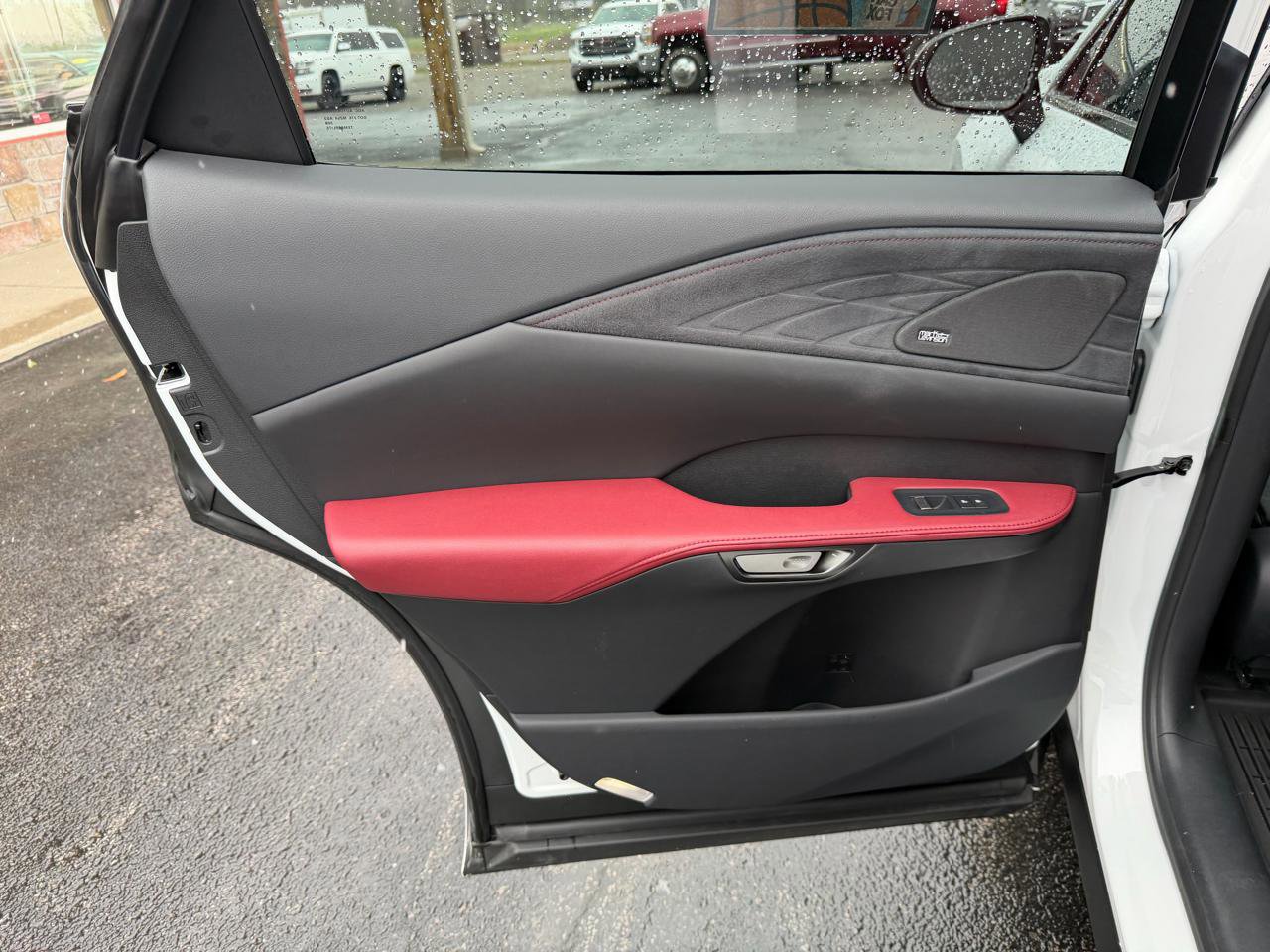 Used 2023 Lexus RX 500h RX 500h F SPORT Performance AW image 18