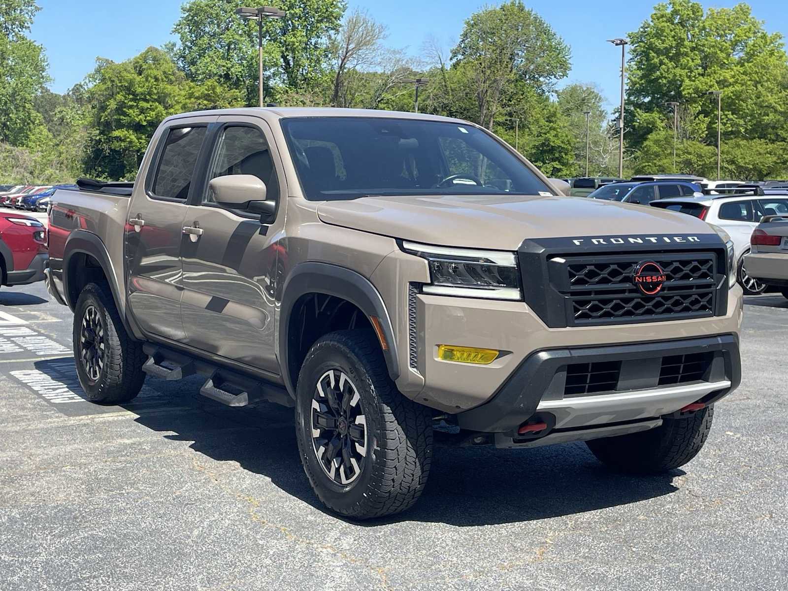 Used 2024 Nissan Frontier PRO-4X w/ Technology Package AWD/4WD image 5