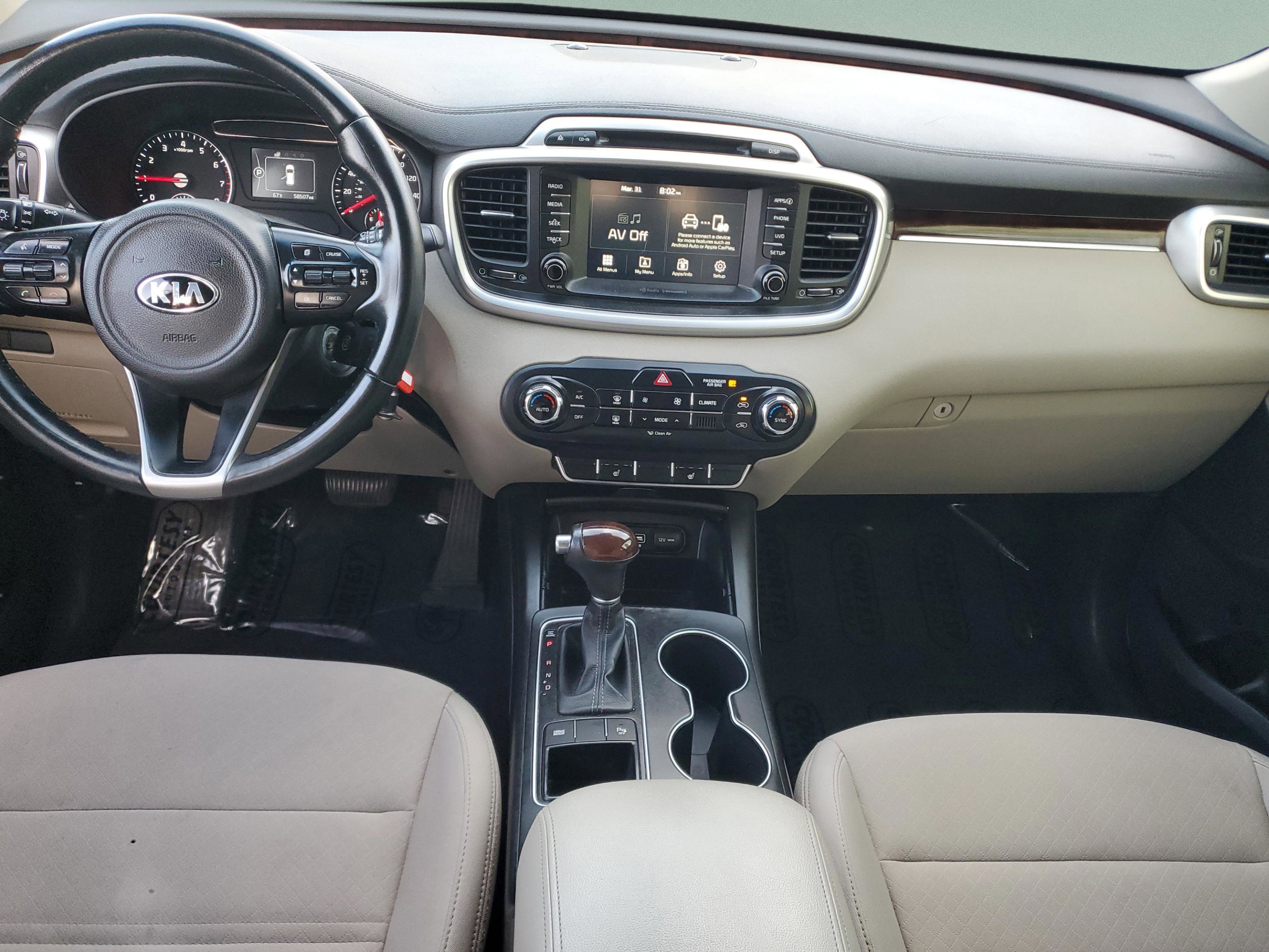 Used 2018 Kia Sorento LX image 15