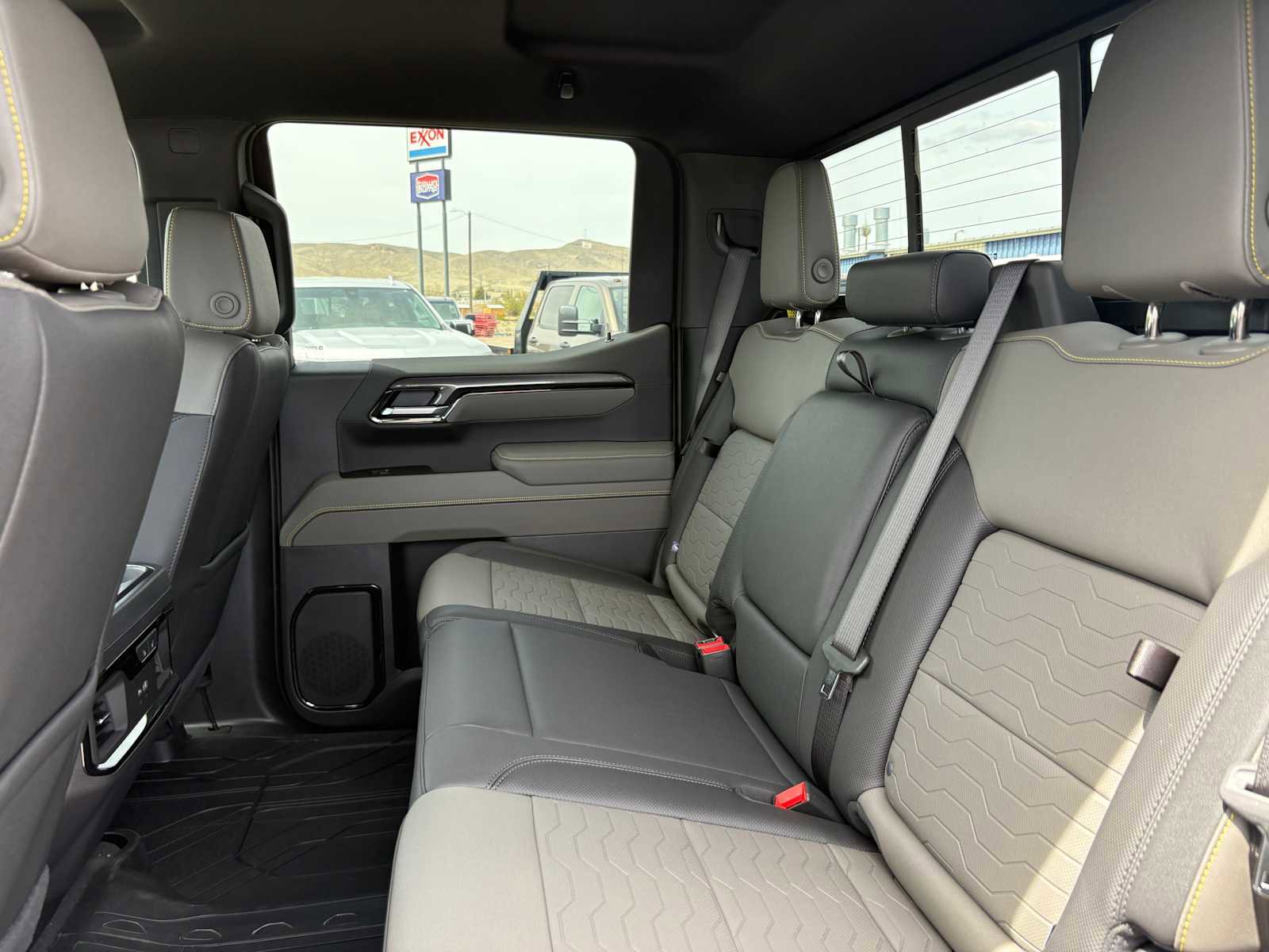 New 2026 Chevrolet Silverado 1500 ZR2 AWD/4WD image 30
