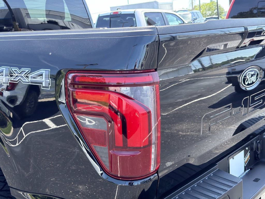 Used 2026 Ford F150 Lariat AWD/4WD image 11