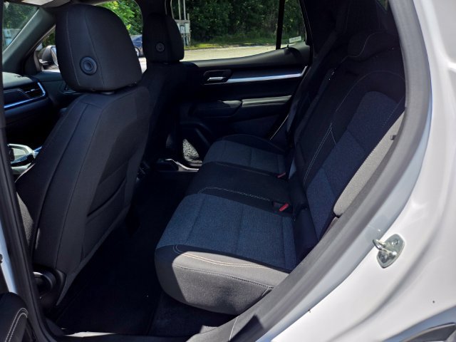 Used 2025 GMC Terrain Elevation AWD/4WD image 11
