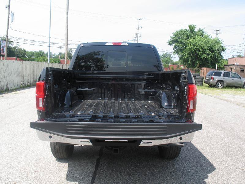 Used 2019 Ford F150 XLT w/ Equipment Group 302A Luxury AWD/4WD image 10