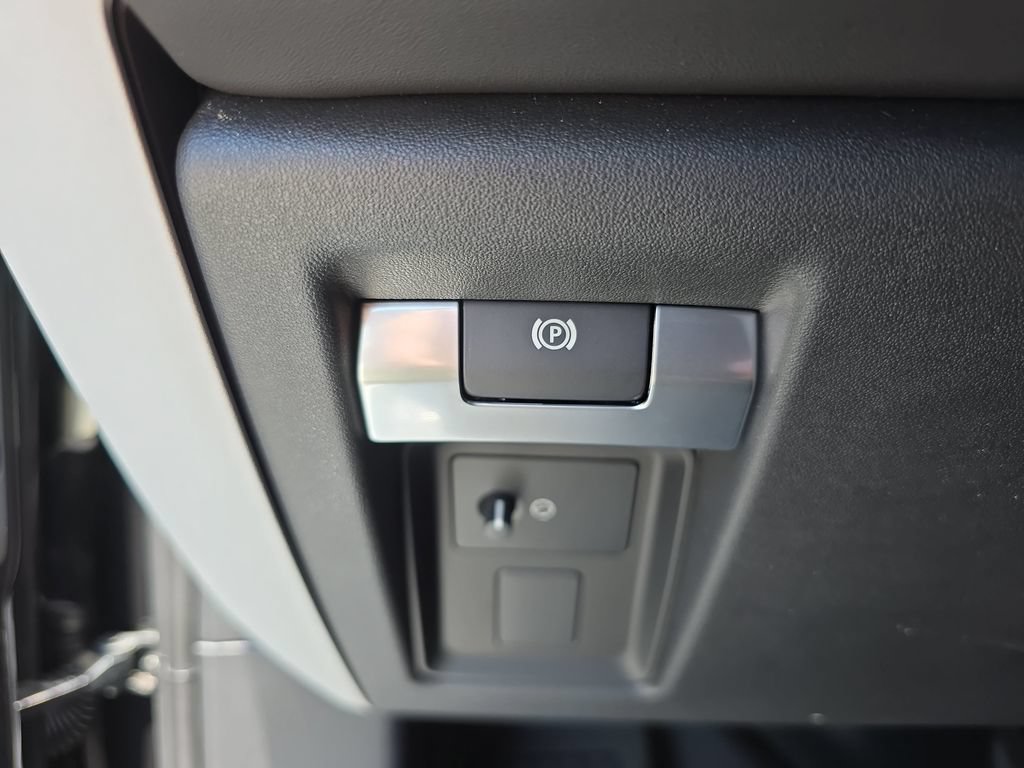 New 2026 Land Rover Defender 110 S AWD/4WD image 26
