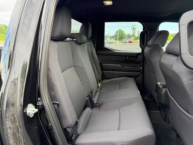 Certified 2025 Toyota Tacoma SR5 AWD/4WD image 16