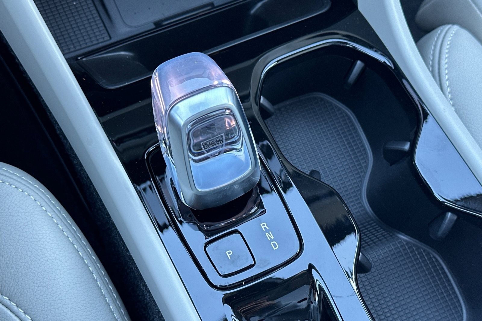 New 2026 Volvo XC40 B5 Ultra w/ Climate Package image 24