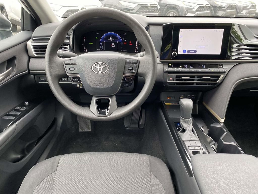 Used 2026 Toyota Camry LE FWD image 9