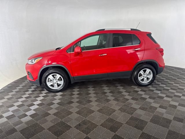 Used 2018 Chevrolet Trax LT w/ Sun & Sound Package AWD/4WD image 8