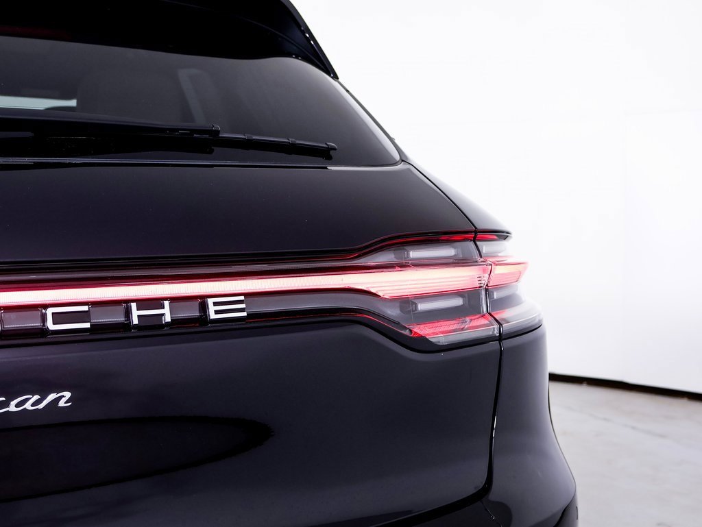 New 2025 Porsche Macan image 12