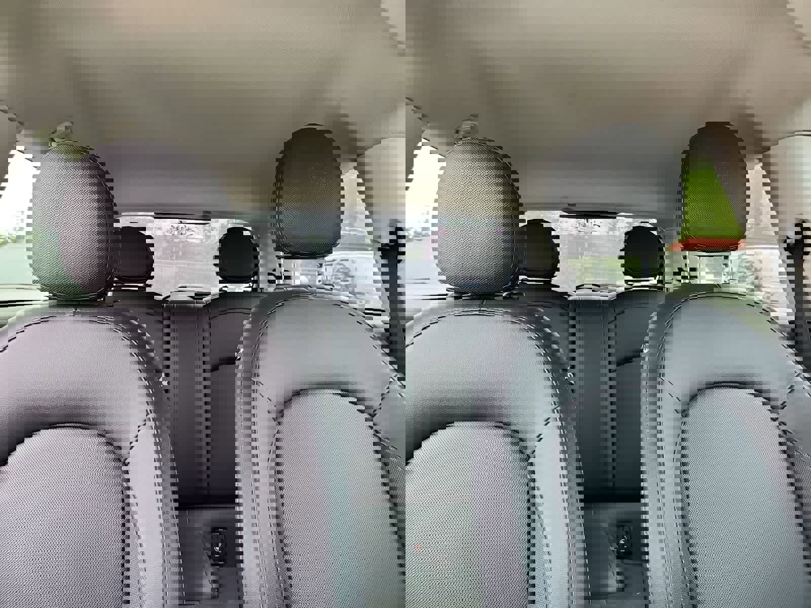 Used 2015 MINI Cooper 2-Door Hardtop image 19