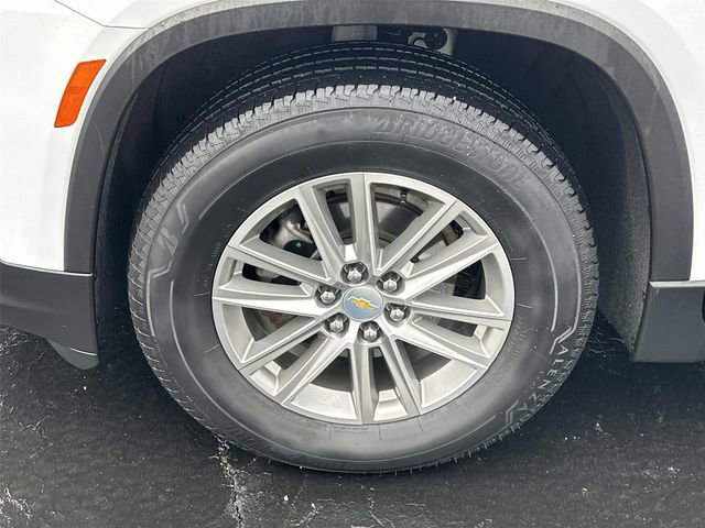 Certified 2023 Chevrolet Traverse LT w/ LPO, Floor Liner Package image 31