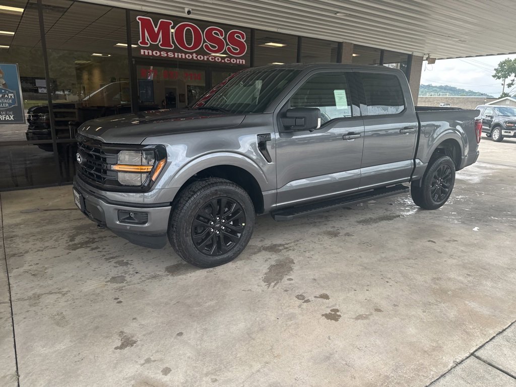 New 2025 Ford F150 XLT image 1