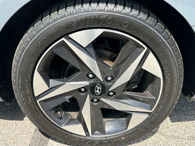 Used 2021 Hyundai Elantra SEL w/ Convenience + Premium Package image 16