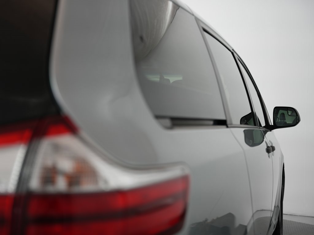 Used 2015 Toyota Sienna L image 60