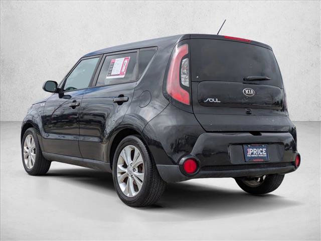Used 2016 Kia Soul + image 5