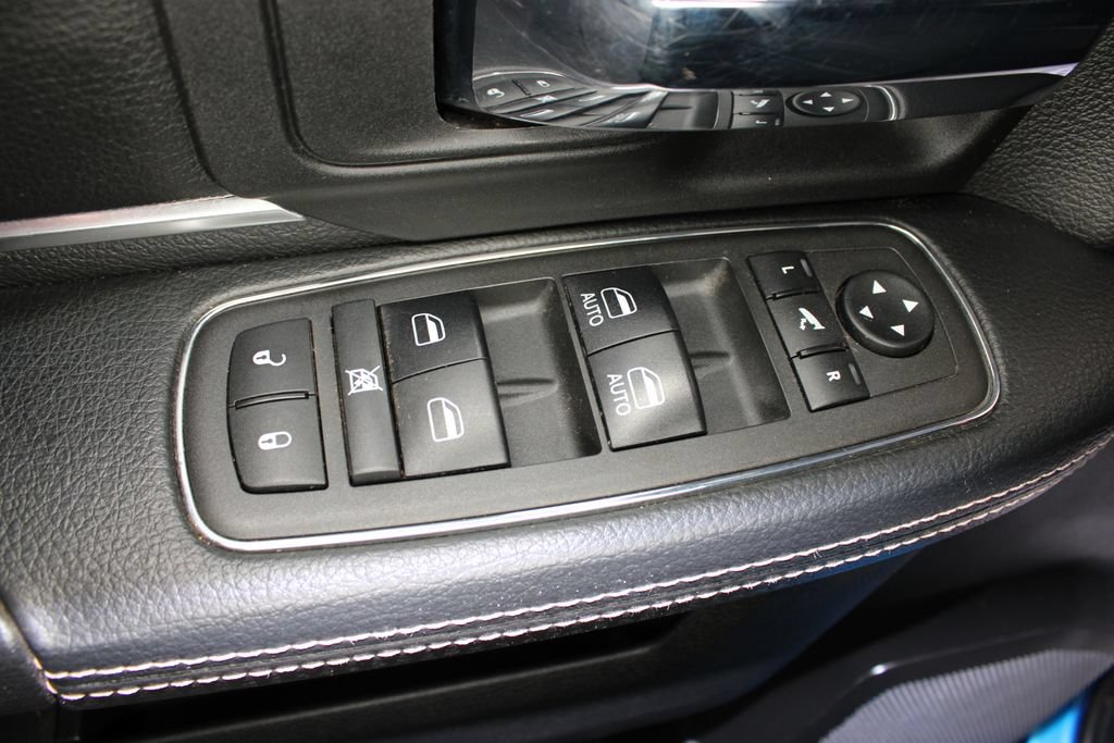 Used 2021 RAM 1500 Warlock AWD/4WD image 19