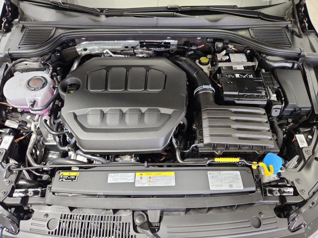 New 2026 Volkswagen GTI SE FWD image 36
