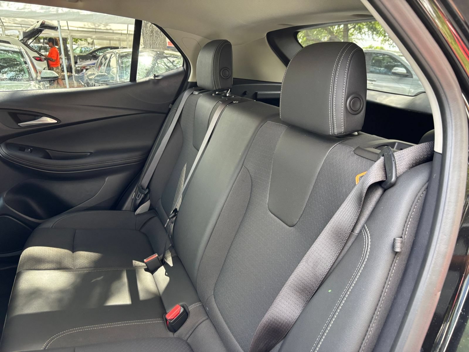 Used 2025 Buick Encore GX Preferred FWD image 37