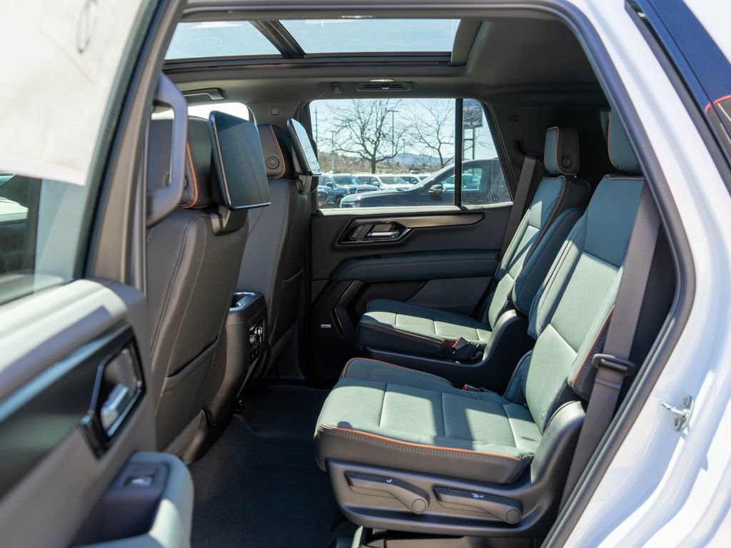 New 2026 GMC Yukon AT4 w/ AT4 Premium Plus Package AWD/4WD image 14