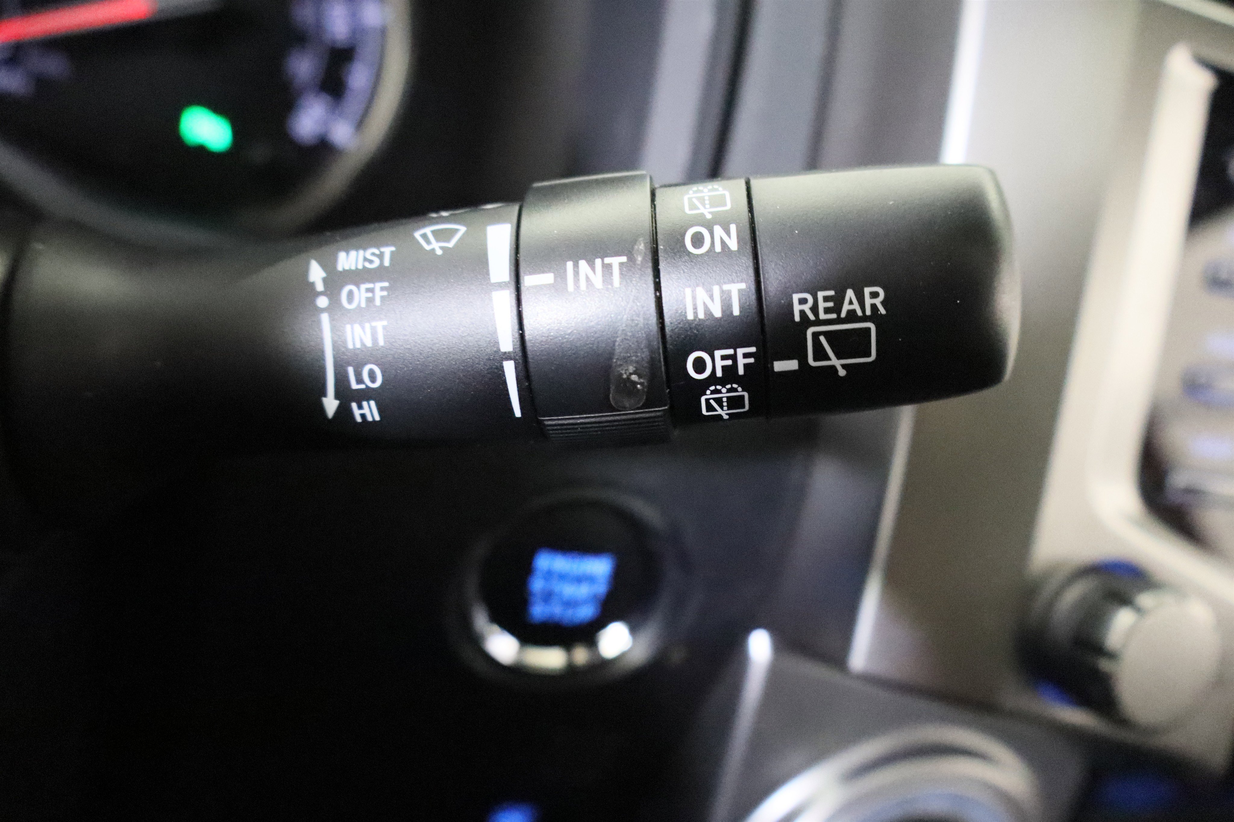 Used 2024 Toyota 4Runner Limited image 32