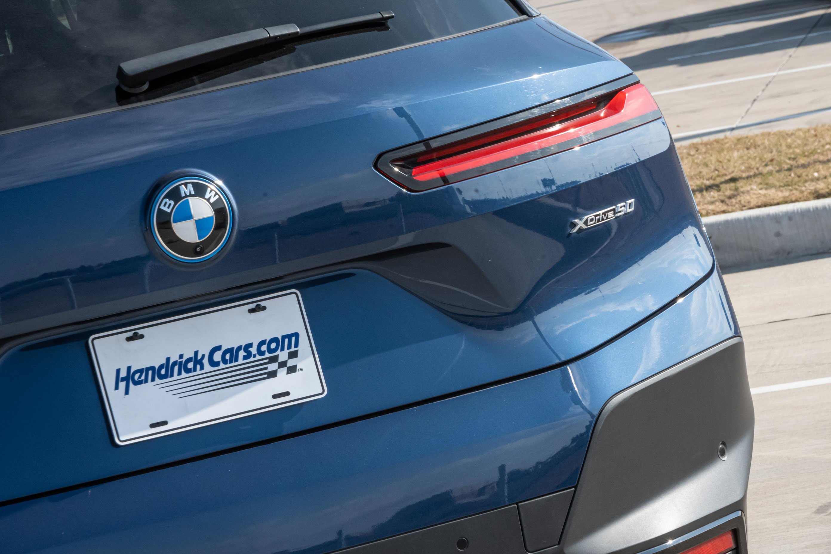 Certified 2025 BMW iX xDrive50 image 8