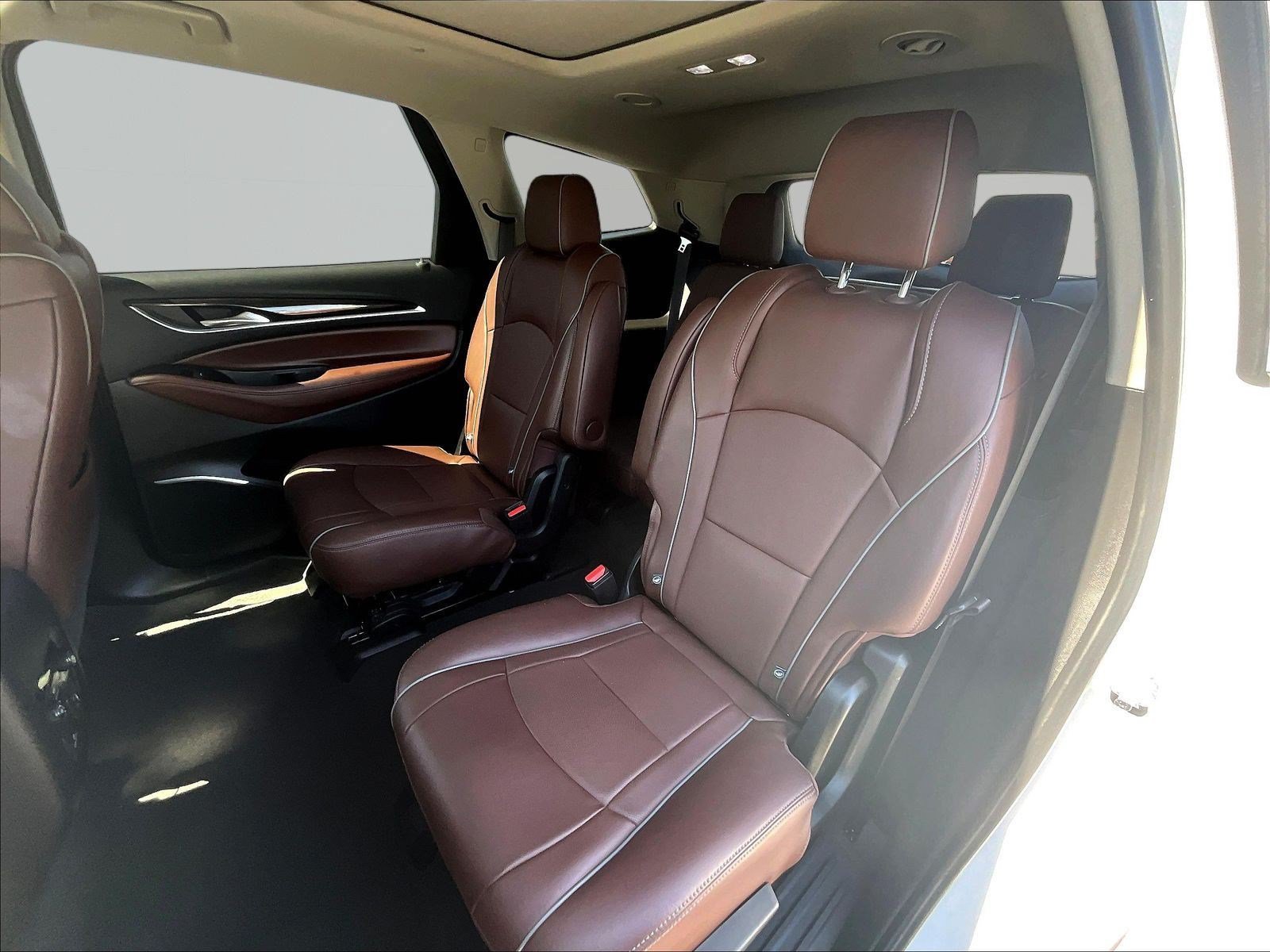 Used 2020 Buick Enclave Avenir w/ Avenir Technology Package AWD/4WD image 22