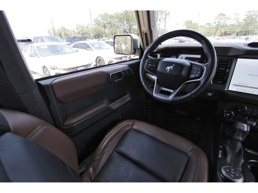 Certified 2023 Ford Bronco Outer Banks w/ Sasquatch Package AWD/4WD image 11