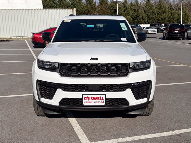 New 2026 Jeep Grand Cherokee Limited w/ Limited Altitude Package AWD/4WD image 10