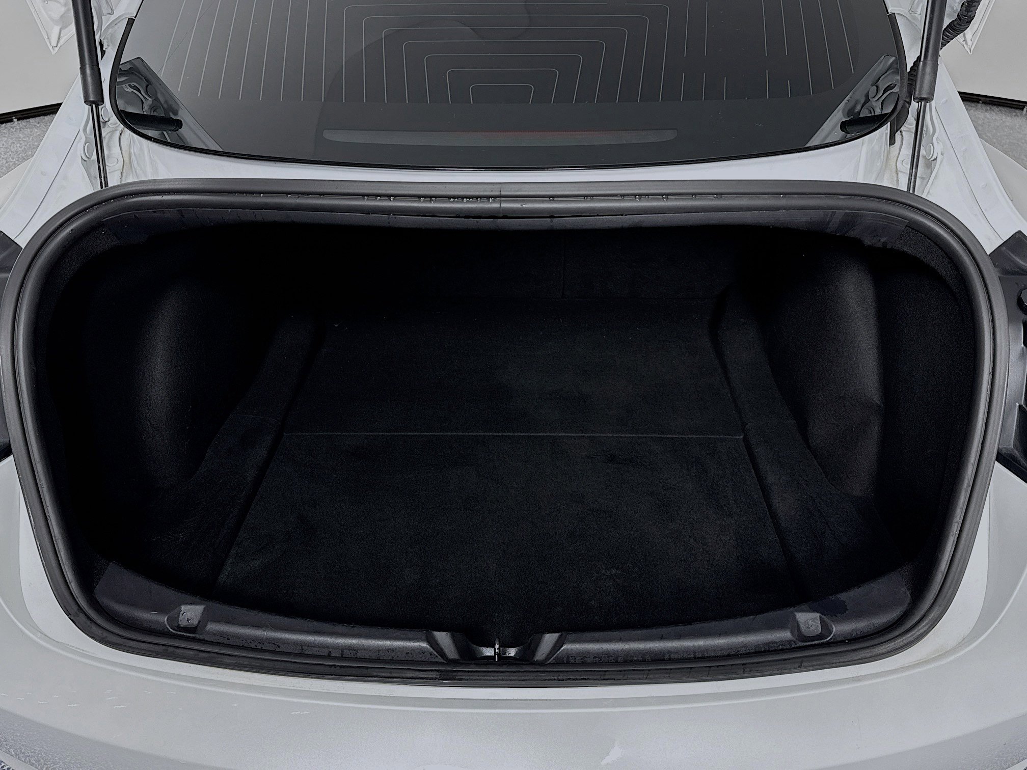 Used 2019 Tesla Model 3 Standard Range image 26