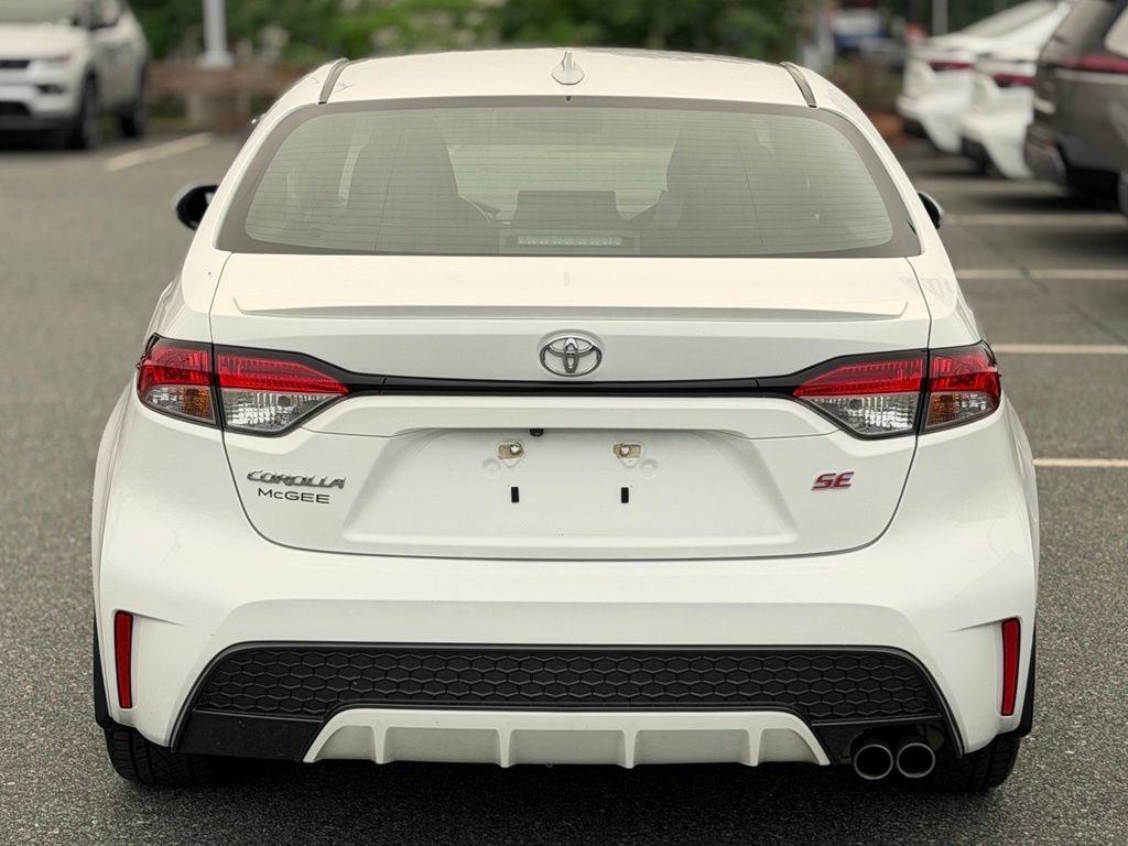 Used 2020 Toyota Corolla SE FWD image 4