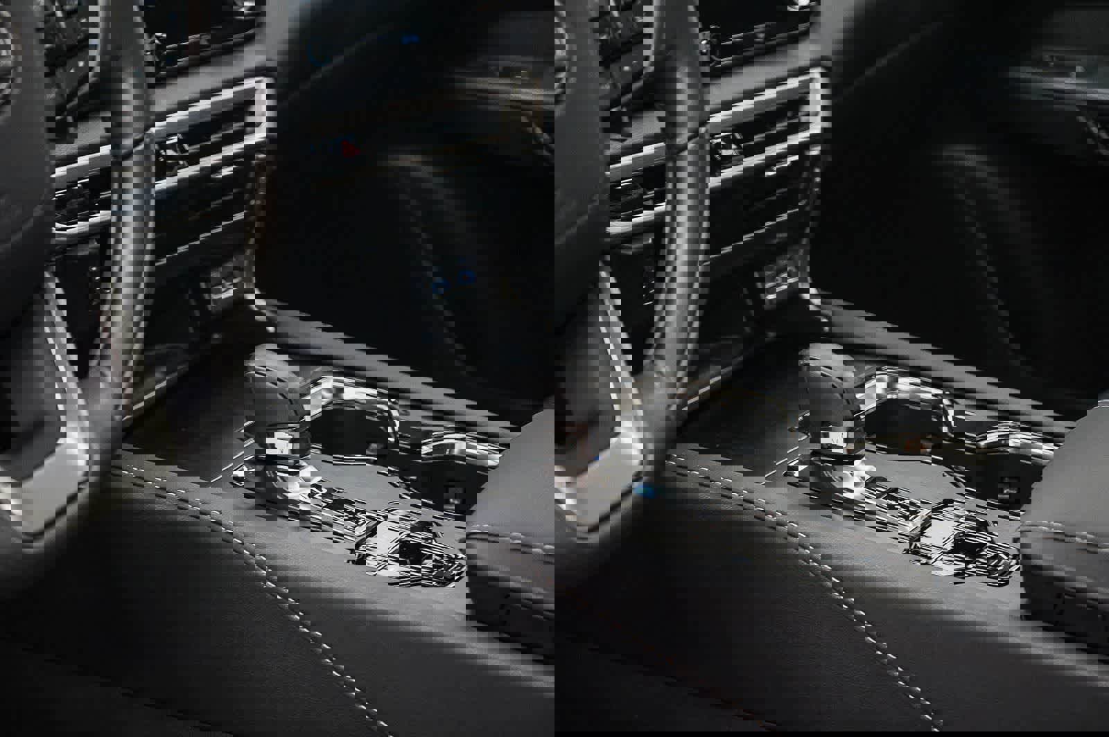 Used 2023 Lexus RX 350h w/ Accessory Package (Z1) image 24