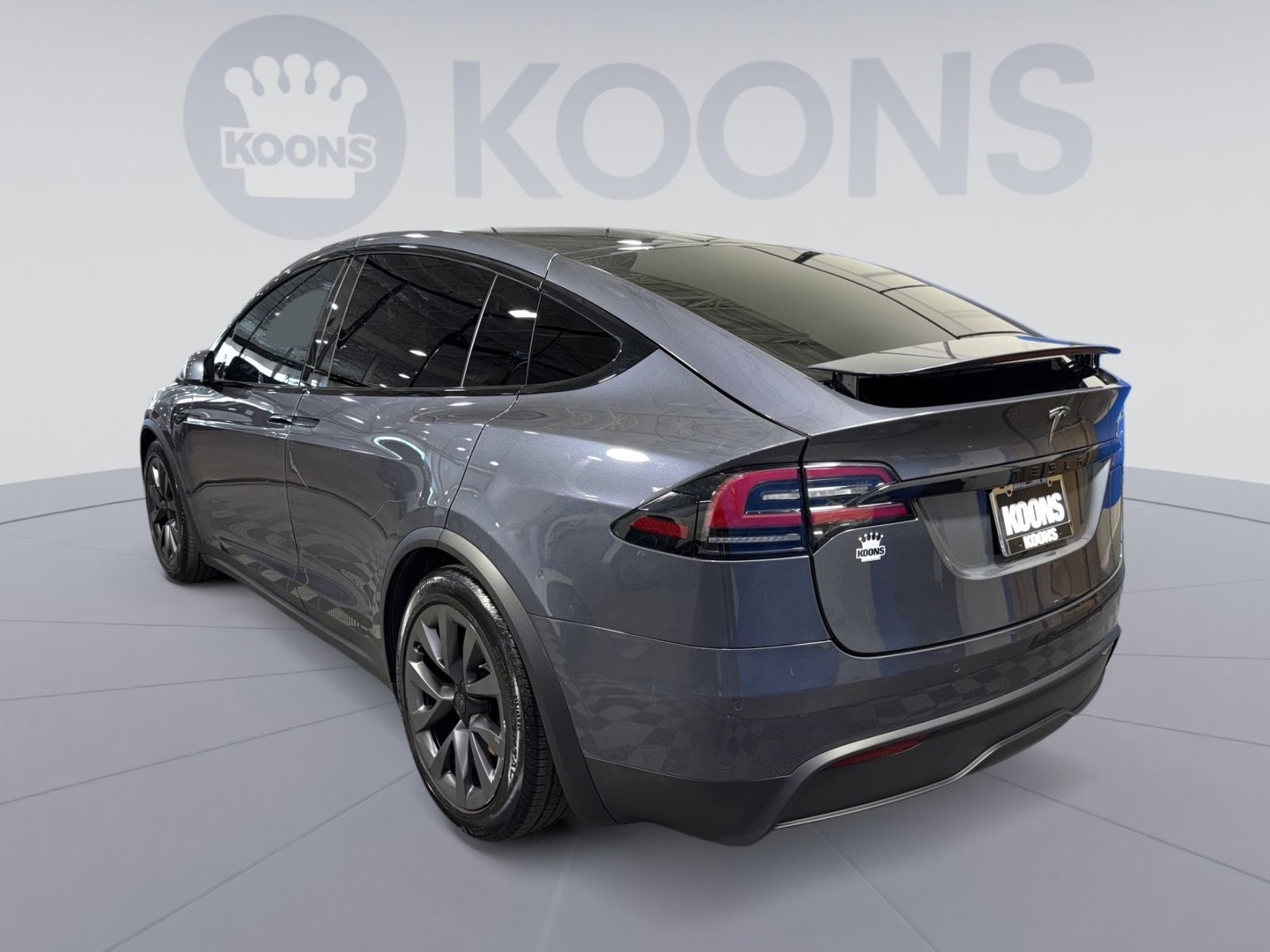 Used 2023 Tesla Model X image 4
