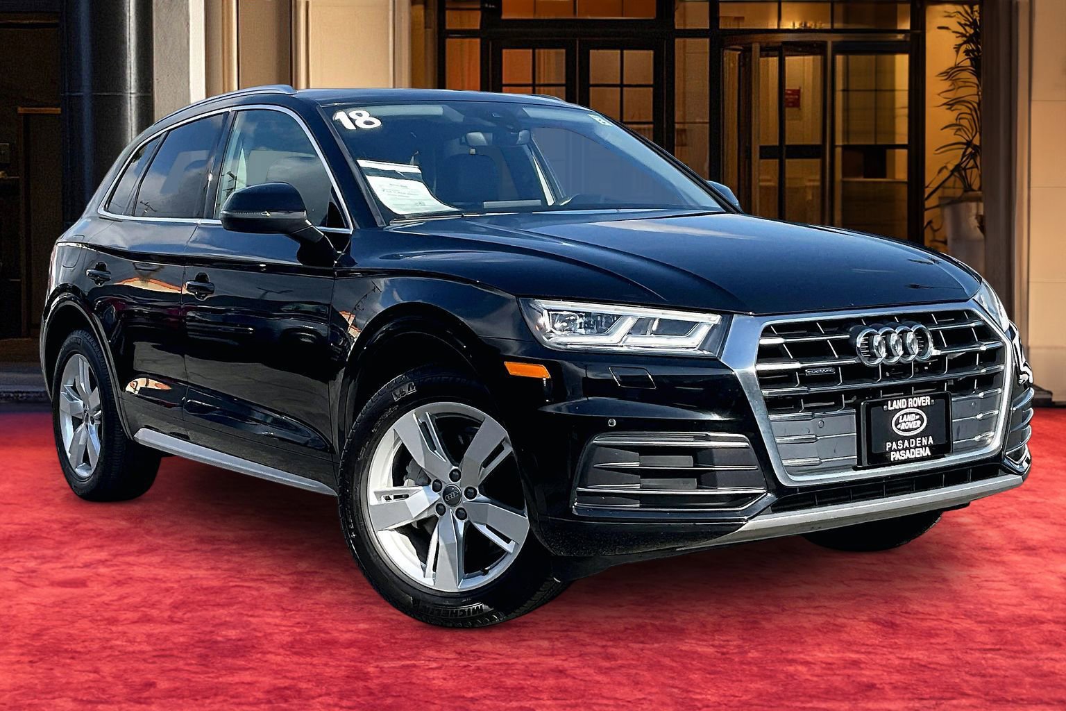 Used 2018 Audi Q5 2.0T Premium Plus w/ Premium Plus Package AWD/4WD image 2