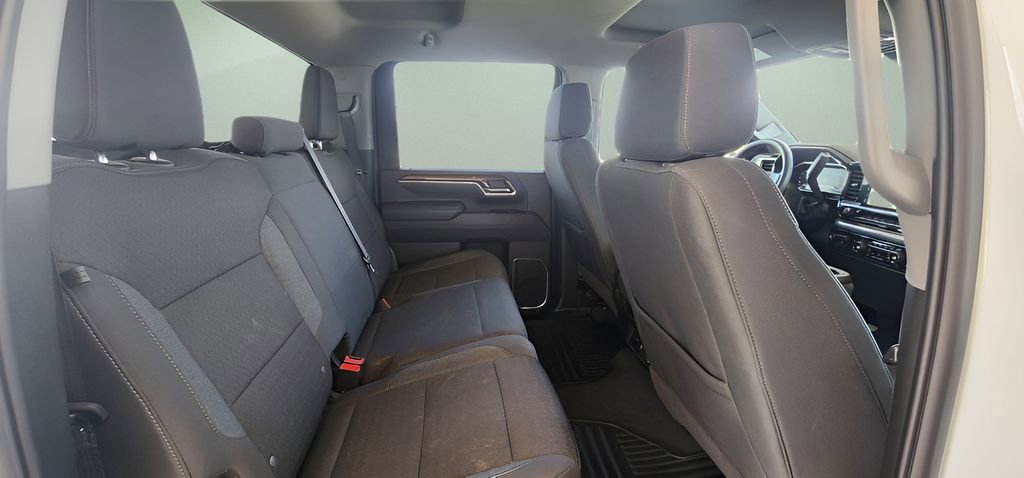 Used 2025 Chevrolet Silverado 2500 LT w/ Convenience Package image 24