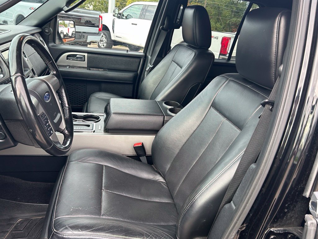 Used 2017 Ford Expedition Limited AWD/4WD image 9