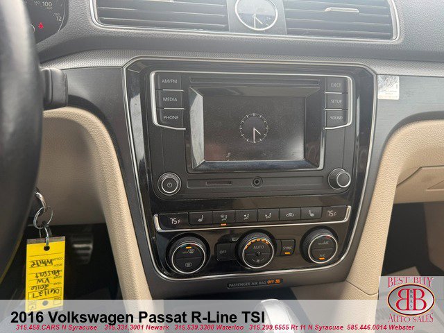 Used 2016 Volkswagen Passat 1.8T R-Line image 15