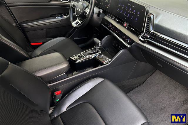 Used 2024 Kia Sportage EX image 20