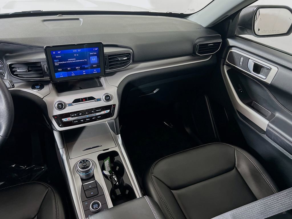 Used 2024 Ford Explorer XLT w/ Equipment Group 202A image 20