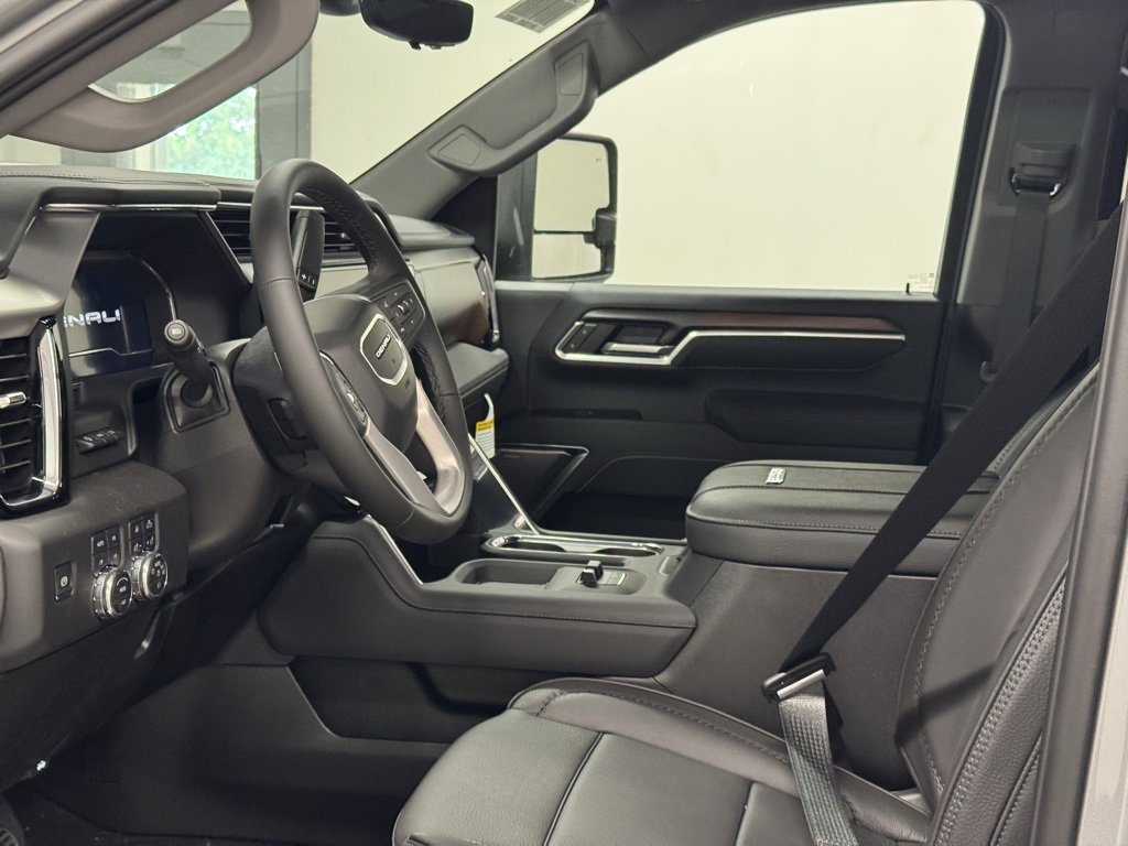 New 2025 GMC Sierra 2500 Denali w/ Max Trailering Package image 29