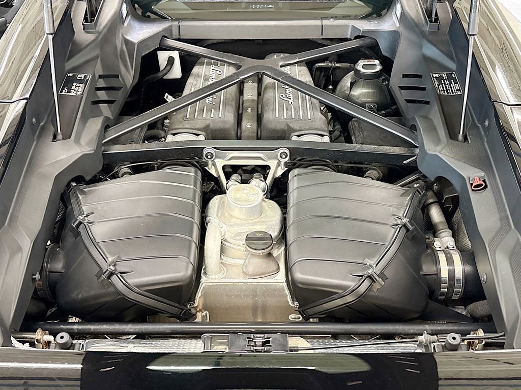 Used 2024 Lamborghini Huracan Tecnica image 27