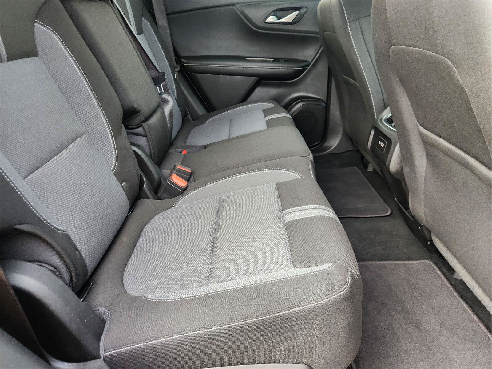 Certified 2026 Chevrolet Blazer LT FWD image 31