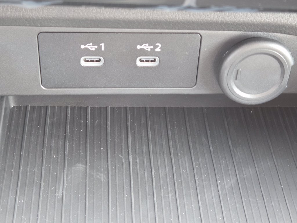 New 2027 Nissan Sentra SV w/ Floor Mat Package FWD image 11