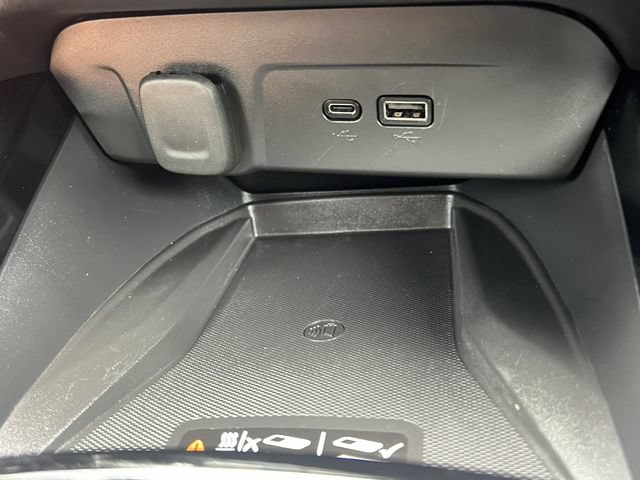 Used 2024 Chevrolet Trax RS w/ Sunroof Package FWD image 26