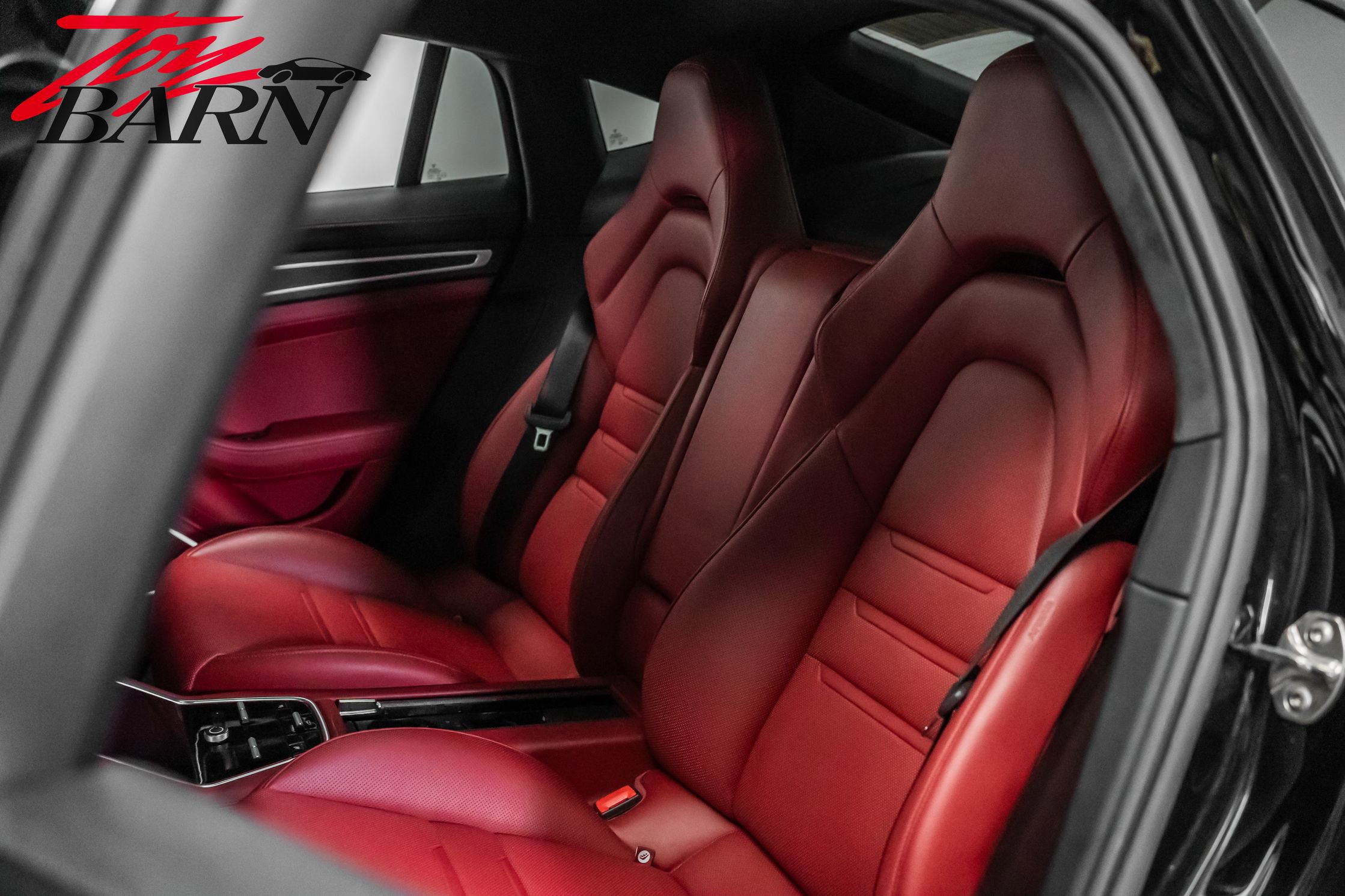 Used 2019 Porsche Panamera GTS image 43