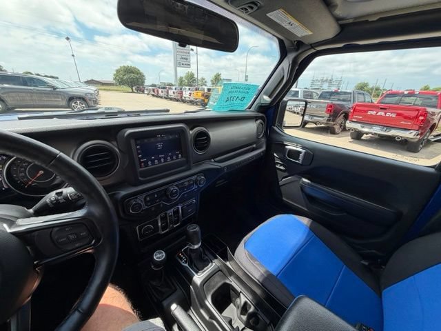 Used 2019 Jeep Wrangler Unlimited Sport S AWD/4WD image 17